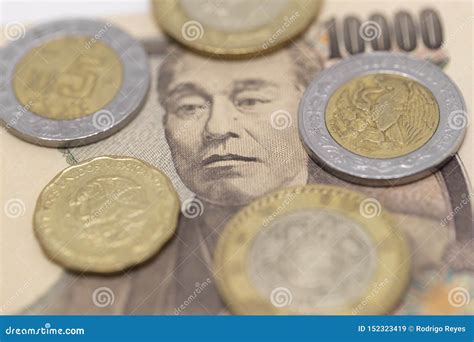 400 yenes a pesos|convertir yen japonés a peso mexicano.